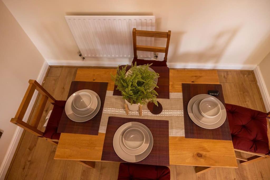 3 Bedrooms House-Sofabed-Parking-Bbqstove-Garden Лондон Экстерьер фото